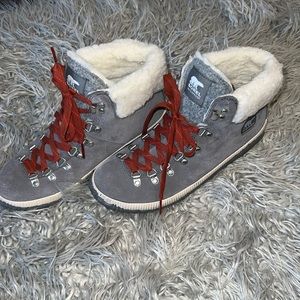 Sorel Women’s Boots Size 9.5